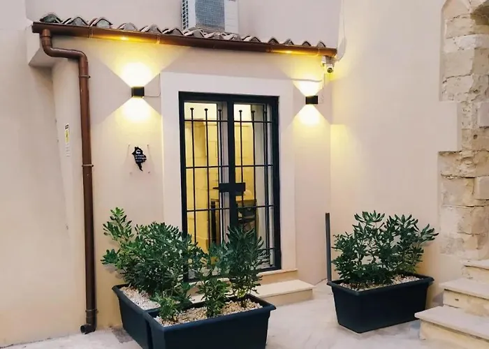 La Punta Di Ortigia *